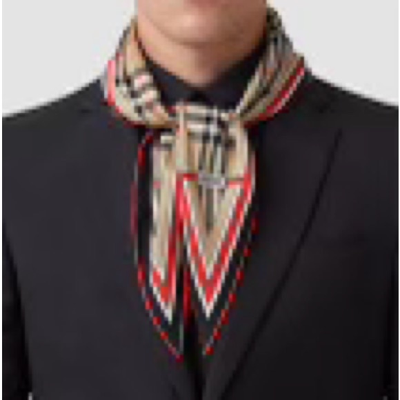 BURBERRY MONTAGE PRINT SILK DIAMOND-SHAPED SCARF - Picture 3 of 6